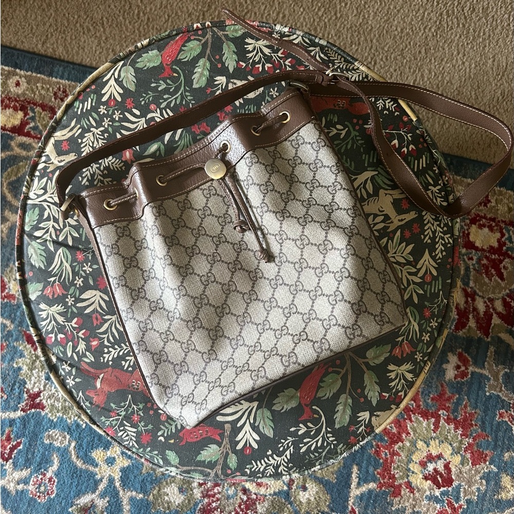 Gucci Tan and Brown Shoulder Bag
